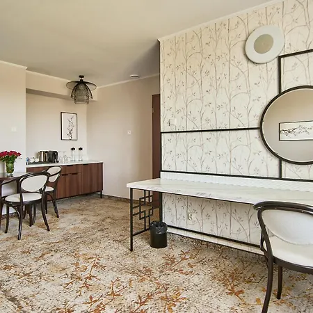 Metropolo By Golden Tulip מלון קרקוב