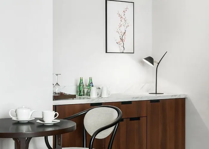 Metropolo By Golden Tulip 4*