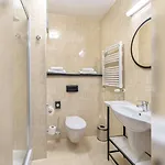 Hotel Metropolo By Golden Tulip 4*