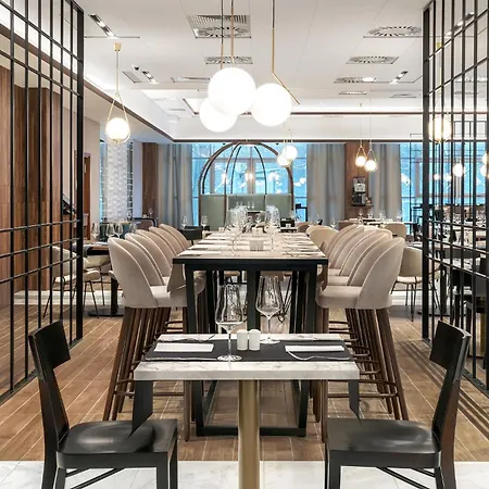 Hotel Metropolo By Golden Tulip 4*