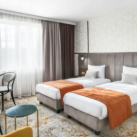 Metropolo By Golden Tulip Hotel