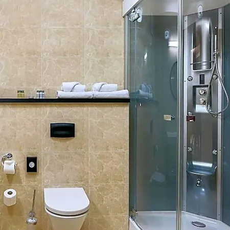 Metropolo By Golden Tulip Hotel 4*