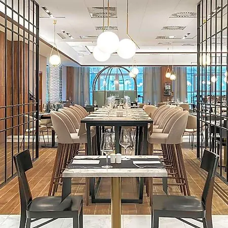 Metropolo By Golden Tulip