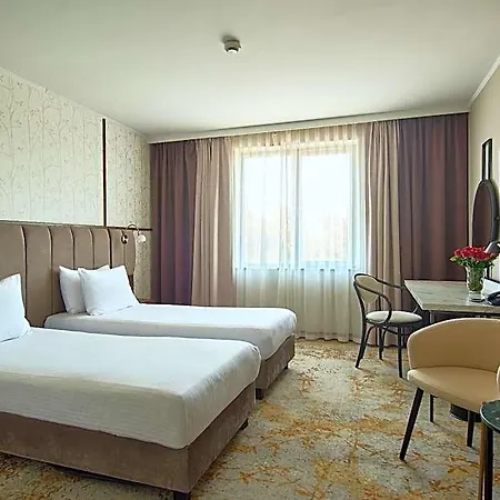 Metropolo By Golden Tulip 4*