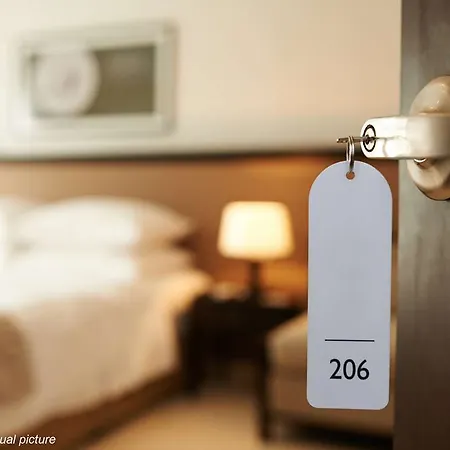 Metropolo By Golden Tulip Cracovie