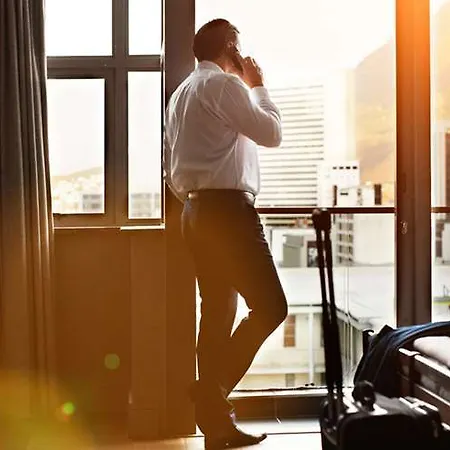 Metropolo By Golden Tulip Hotell
