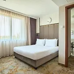 Otel Metropolo By Golden Tulip Krakow