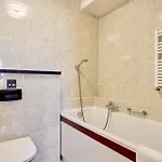 Metropolo By Golden Tulip 4*