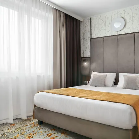 Hotel Metropolo By Golden Tulip 4*