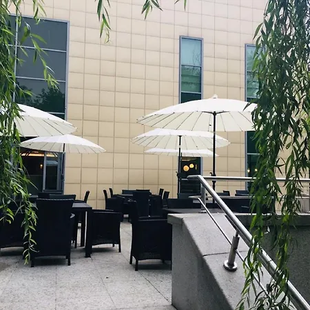 Metropolo By Golden Tulip Hotel